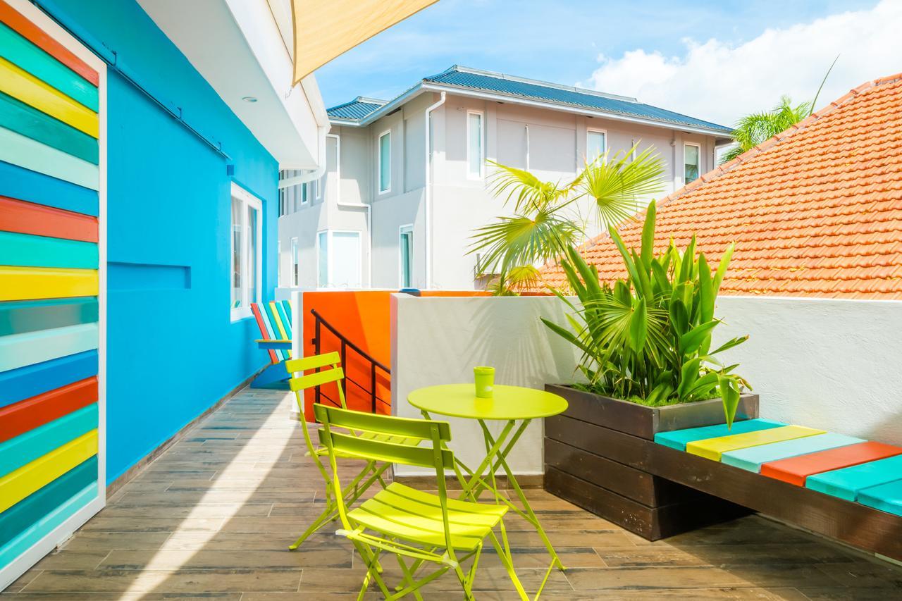 Bed & Bike Curacao Hostel Willemstad Exterior photo